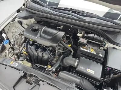 Hyundai Avante 2018, 110965 км, за 4529.34 USD