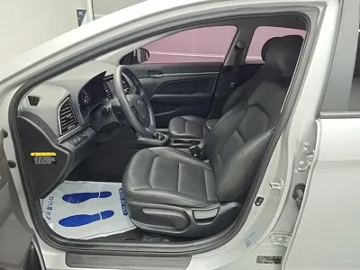Hyundai Avante 2018, 110965 км, за 4529.34 USD - фото 11