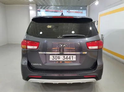 Kia Canival 2017, 176933 км, за 7488.44 USD