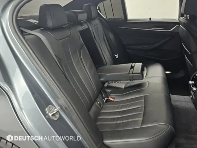 BMW 5-Series 2017, 26691 км, за 18701.89 USD - фото 12