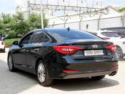 Hyundai Sonata 2016, 238261 км, за 3771.99 USD