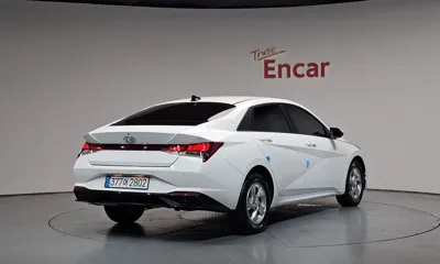 Hyundai Avante 2023, 25064 км, за 13016.86 USD