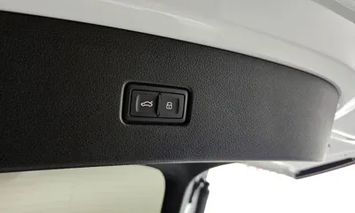 Audi Q5 2023, 58311 км, за 27743.64 USD - фото 20