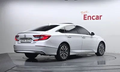 Honda Accord 2018, 183868 км, за 8905.93 USD