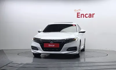 Honda Accord 2018, 183868 км, за 8905.93 USD