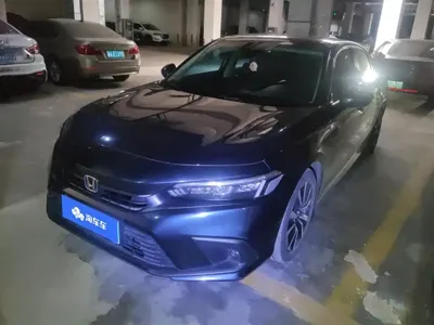 Honda Civic · 2023 год
