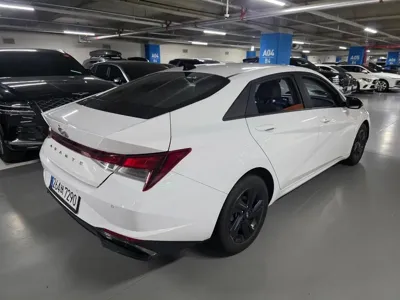 Hyundai Avante 2023, 99959 км, за 97.68 USD