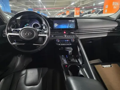 Hyundai Avante 2023, 99959 км, за 97.68 USD