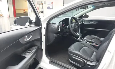 Kia K3 2022, 83434 км, за 9383.3 USD - фото 10