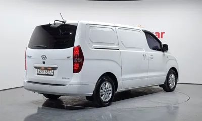 Hyundai Starex 2017, 202348 км, за 4966.88 USD