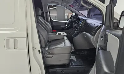 Hyundai Starex 2017, 202348 км, за 4966.88 USD - фото 11