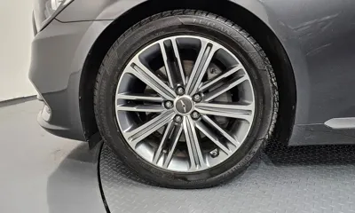 Genesis G80 2017, 93313 км, за 10831.04 USD