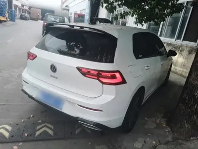 Volkswagen Golf 2022, 75700 км, за 11668.4 USD - фото 7