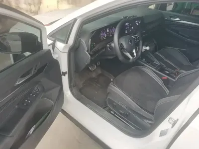 Volkswagen Golf 2022, 75700 км, за 11668.4 USD - фото 16