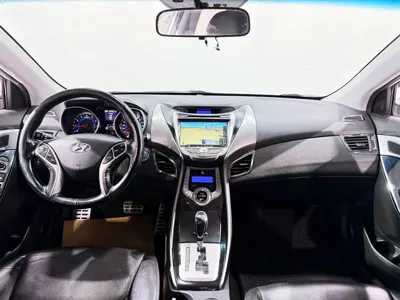Hyundai Avante 2013, 152419 км, за 2475.57 USD