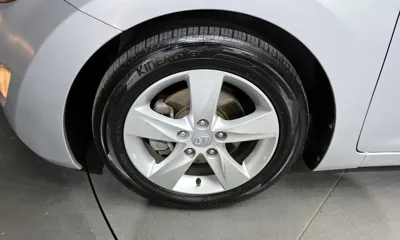 Hyundai Avante 2013, 130586 км, за 2494.42 USD