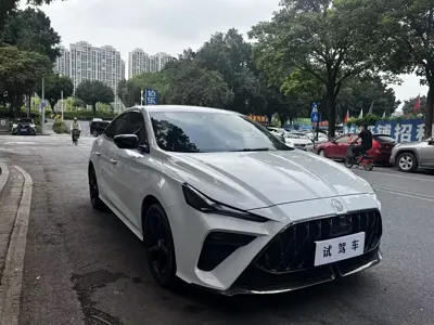 MG MG5 Scorpio 2023, 25000 км, за 6987.38 USD