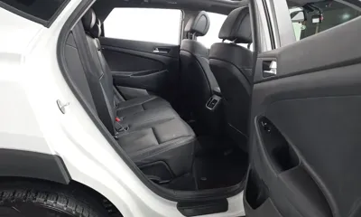 Hyundai Tucson 2018, 103699 км, за 9842.68 USD - фото 12