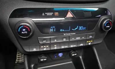 Hyundai Tucson 2018, 103699 км, за 9842.68 USD - фото 16