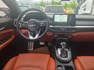 Kia K3 2024, 45468 км, за 11661.24 USD - фото 19