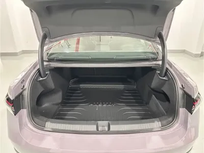 Volkswagen Passat 2024, 1600 км, за 22924.81 USD - фото 6