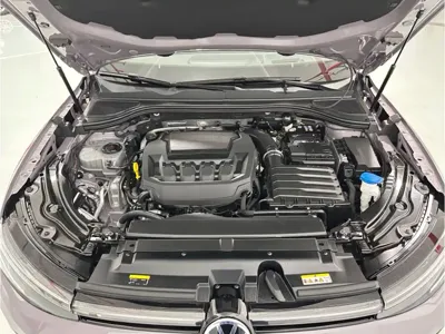 Volkswagen Passat 2024, 1600 км, за 22924.81 USD - фото 7