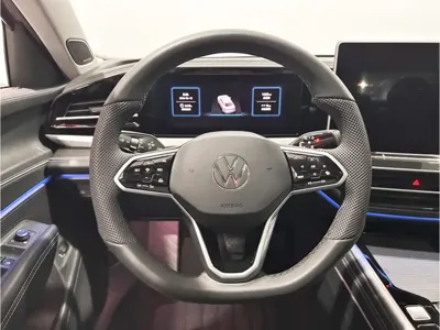 Volkswagen Passat 2024, 1600 км, за 22924.81 USD - фото 9
