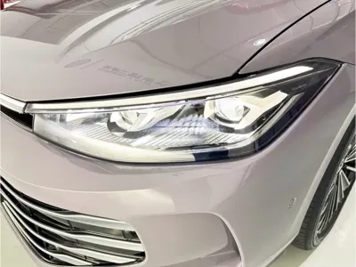 Volkswagen Passat 2024, 1600 км, за 22924.81 USD - фото 15