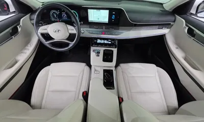 Hyundai Grandeur 2022, 78034 км, за 17915.32 USD - фото 7