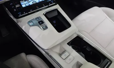 Hyundai Grandeur 2022, 78034 км, за 17915.32 USD - фото 9