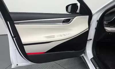 Hyundai Grandeur 2022, 78034 км, за 17915.32 USD - фото 24
