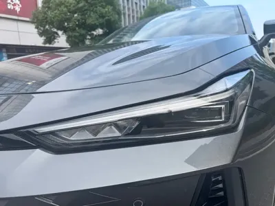 Changan UNI-V 2025, 14000 км, за 11741.97 USD