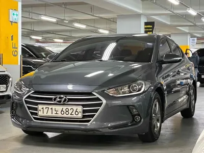 Hyundai Avante · 2018 год
