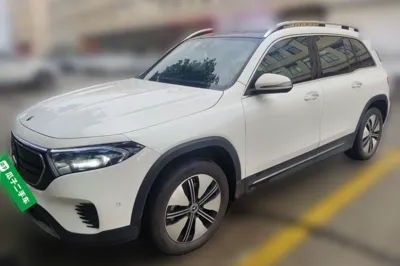 Mercedes-Benz EQB · 2022 год