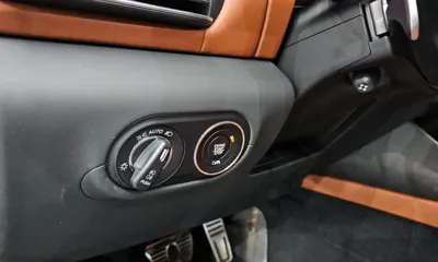 Maserati Levante 2019, 53557 км, за 29918.06 USD - фото 27