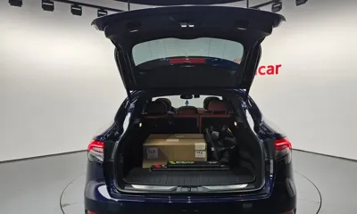 Maserati Levante 2019, 53557 км, за 29918.06 USD - фото 37