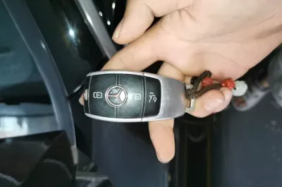 Mercedes-Benz E-Class 2019, 131500 км, за 25449 USD - фото 23