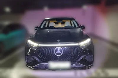 Mercedes-Benz EQS SUV 2023, 12800 км, за 50010 USD