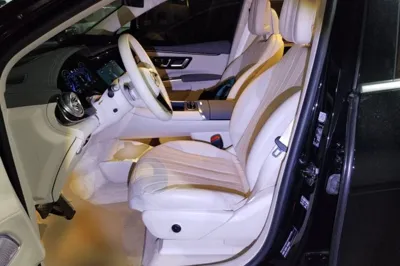 Mercedes-Benz EQS SUV 2023, 12800 км, за 50010 USD - фото 15