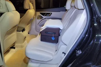 Mercedes-Benz EQS SUV 2023, 12800 км, за 50010 USD - фото 17