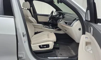 BMW X7 2022, 53048 км, за 57634.24 USD - фото 10
