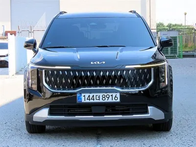 Kia Canival · 2025 год