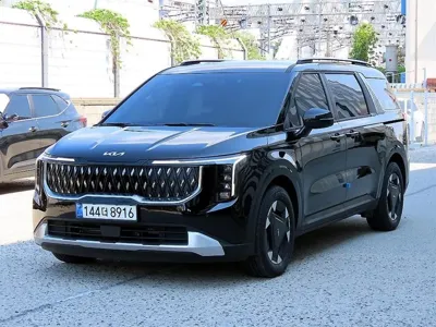 Kia Canival 2025, 21738 км, за 4476.83 USD