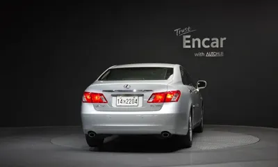 Lexus ES 2009, 195568 км, за 2990.31 USD