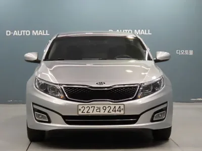Kia K5 2015, 158818 км, за 3807.27 USD