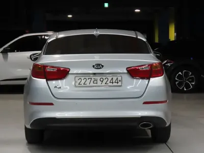 Kia K5 2015, 158818 км, за 3807.27 USD
