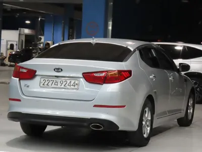 Kia K5 2015, 158818 км, за 3807.27 USD