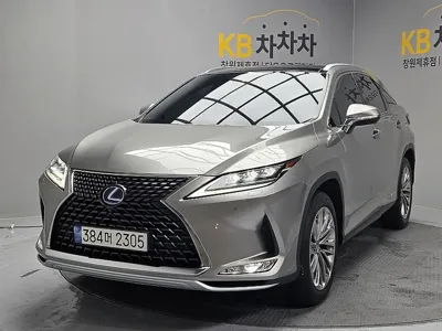 Lexus RX · 2022 год