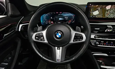 BMW 5-Series 2022, 67690 км, за 65046.9 USD - фото 13