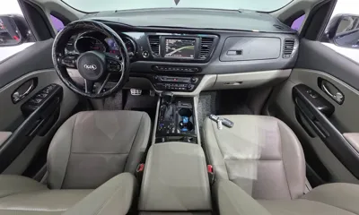 Kia Canival 2017, 147466 км, за 9641.7 USD - фото 7